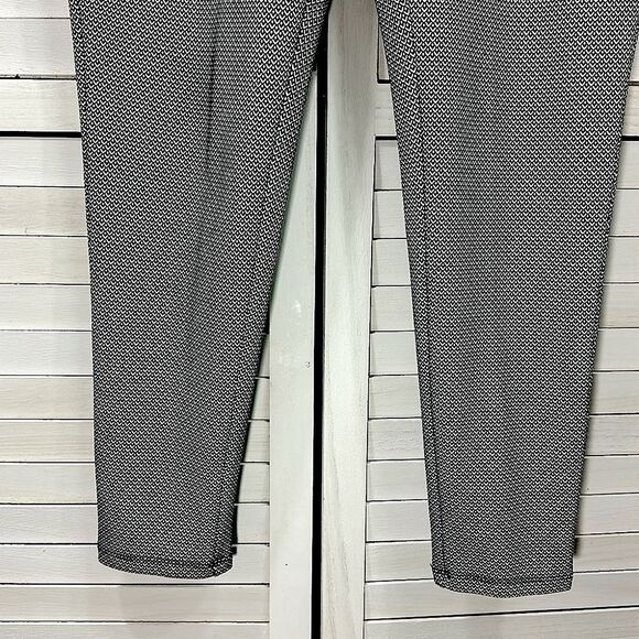 Chico's Brigitte Pants Size 2 (12) Ankle Pull On - Picture 6 of 14